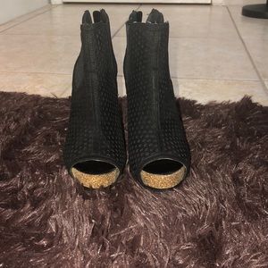 Simple Vera wang boots